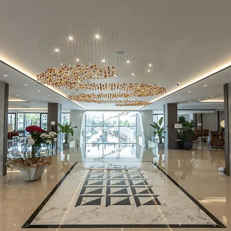 Fafa Aqua Palace & Hotel Golem (Tirana)