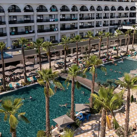 Fafa Aqua Palace & מלון