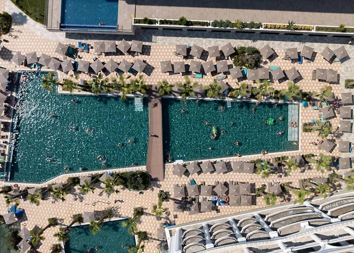 Fafa Aqua Palace & 5*