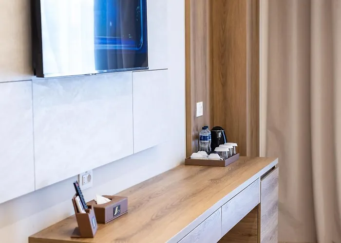 Fafa Aqua Palace & Hotel Golem (Tirana)